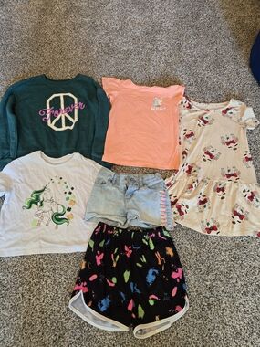 Girls 6/6x/7 bundle, jean shorts are 6 slim with a tiny stain on leg